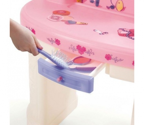 Step 2-Туалетный столик "Маленькая Барби"